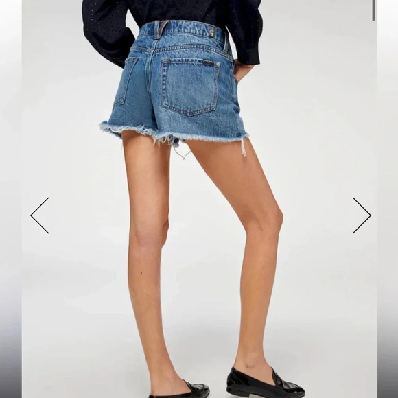 NWT!! 7 For All Man Kind - MONROE CUT-OFF SHORT EXPOSED BUTTONS IN PISCES BLUE - Picture 3 of 8